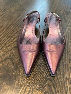 BCBG Girls Kitten Heel Slingbacks. Size 6.5